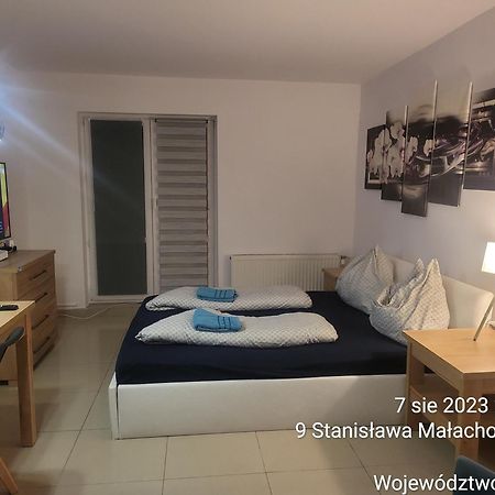 Apartamenty Rest Studio Self Check-In 24H 바이톰 외부 사진