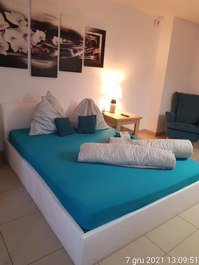 Apartamenty Rest Studio Self Check-In 24H 바이톰 외부 사진