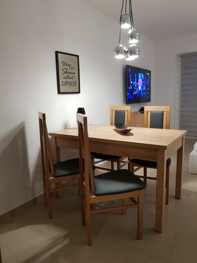 Apartamenty Rest Studio Self Check-In 24H 바이톰 외부 사진