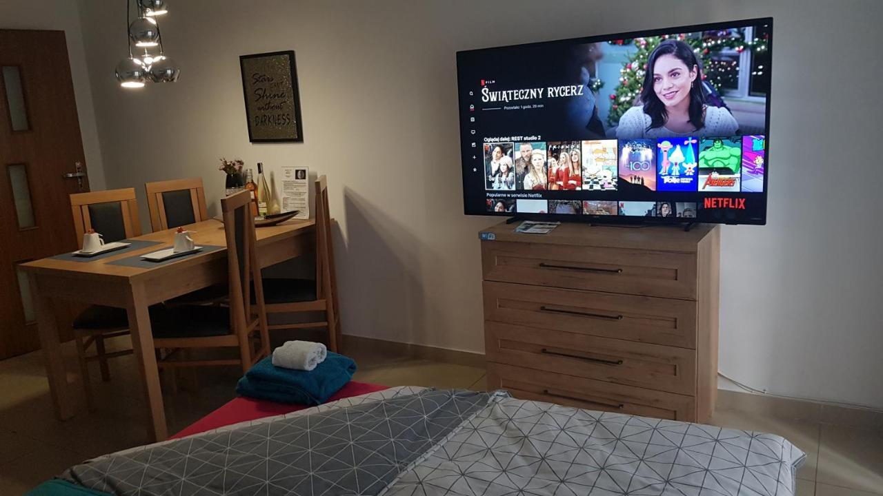 Apartamenty Rest Studio Self Check-In 24H 바이톰 외부 사진